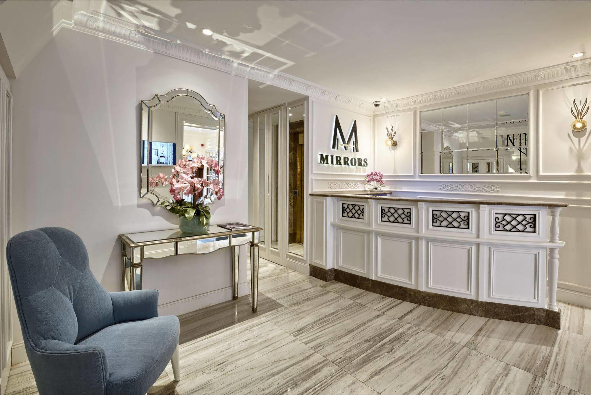 Mirrors Hotel Istanbul Exterior photo