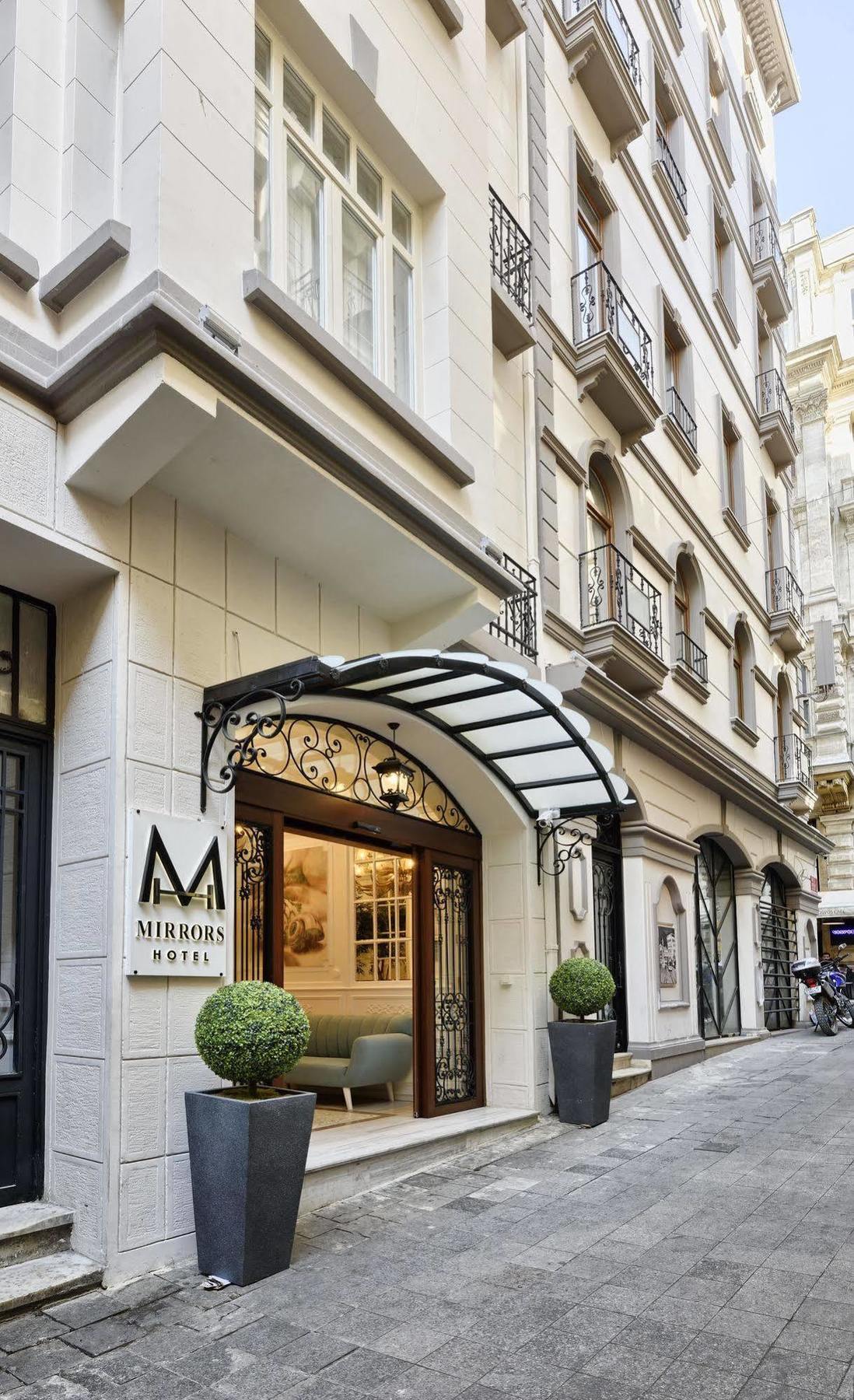 Mirrors Hotel Istanbul Exterior photo